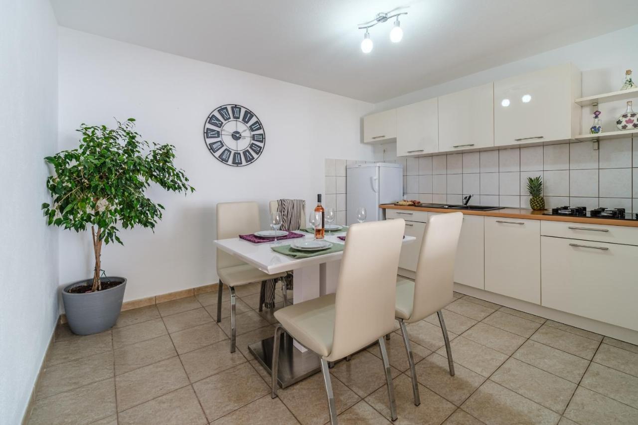Rooms Plaza Divuje Murvica  Dış mekan fotoğraf