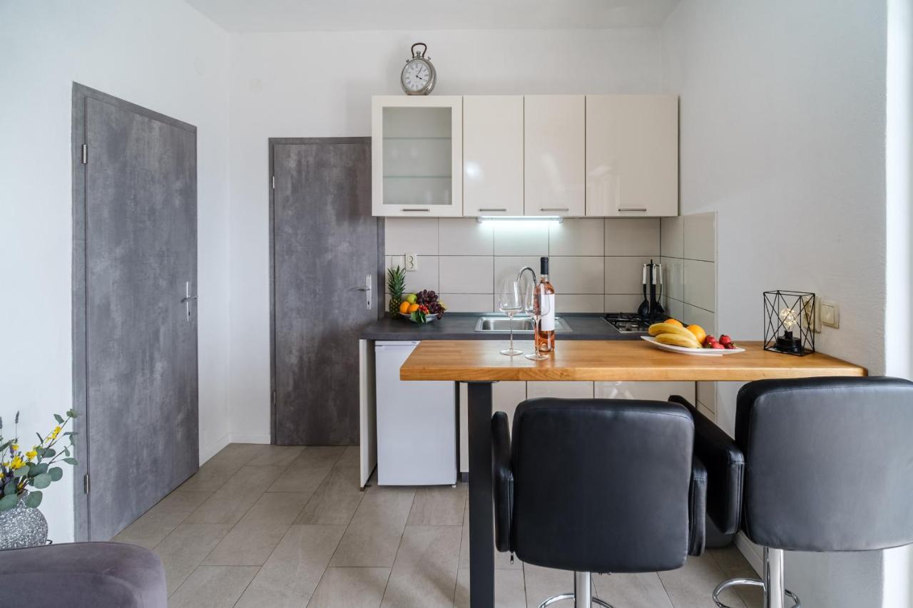 Rooms Plaza Divuje Murvica  Dış mekan fotoğraf